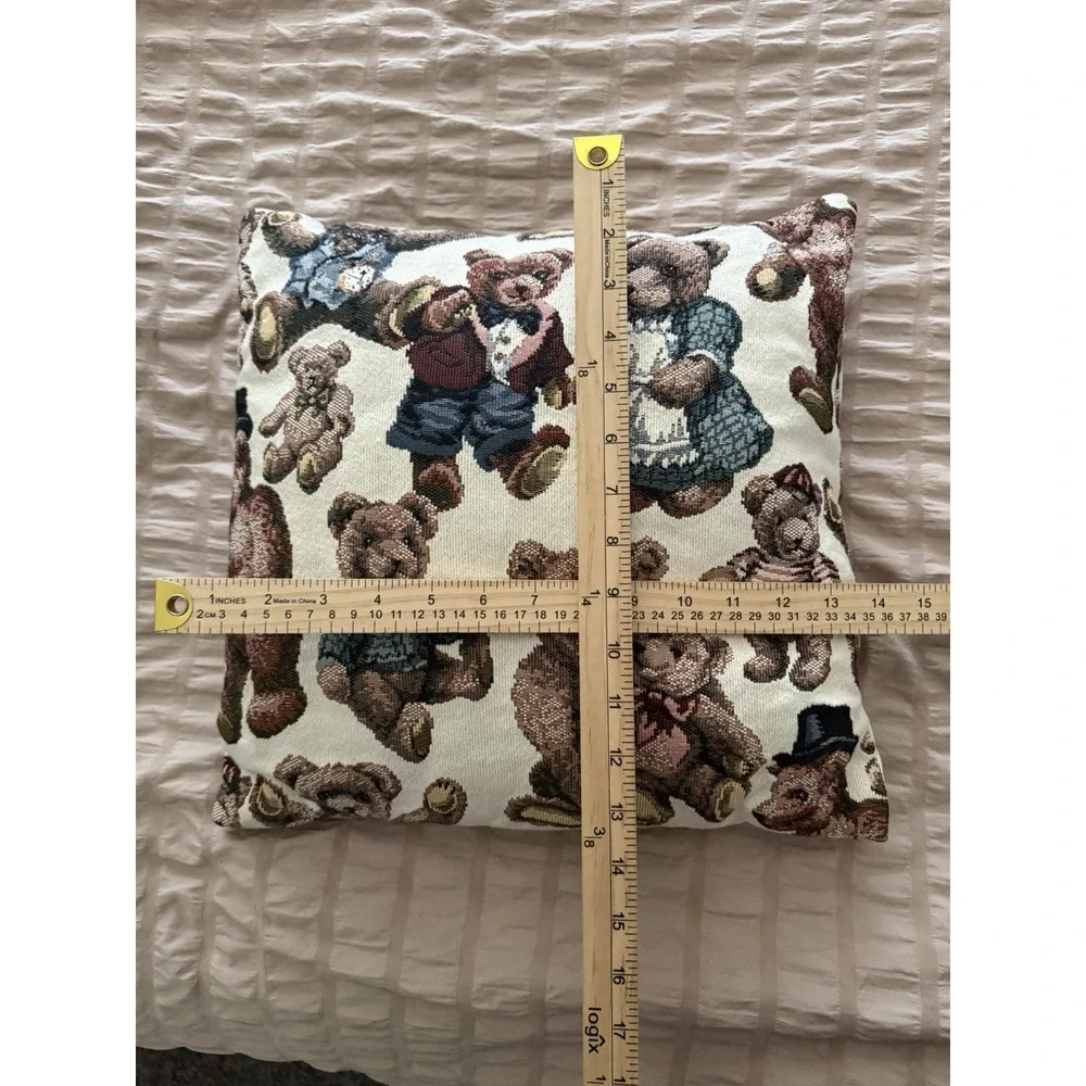 Vintage Teddy Bears Decorative Throw Pillows, Tapestry Lot 2